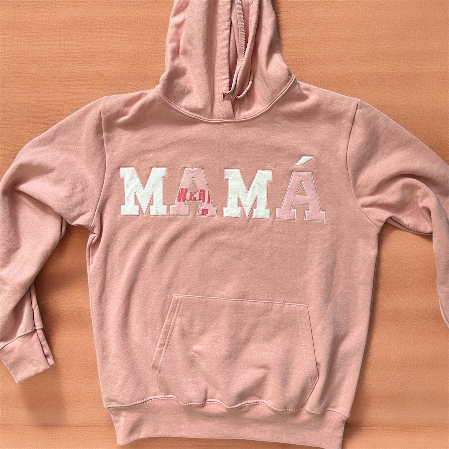 Sudadera MAMÁ con Capucha