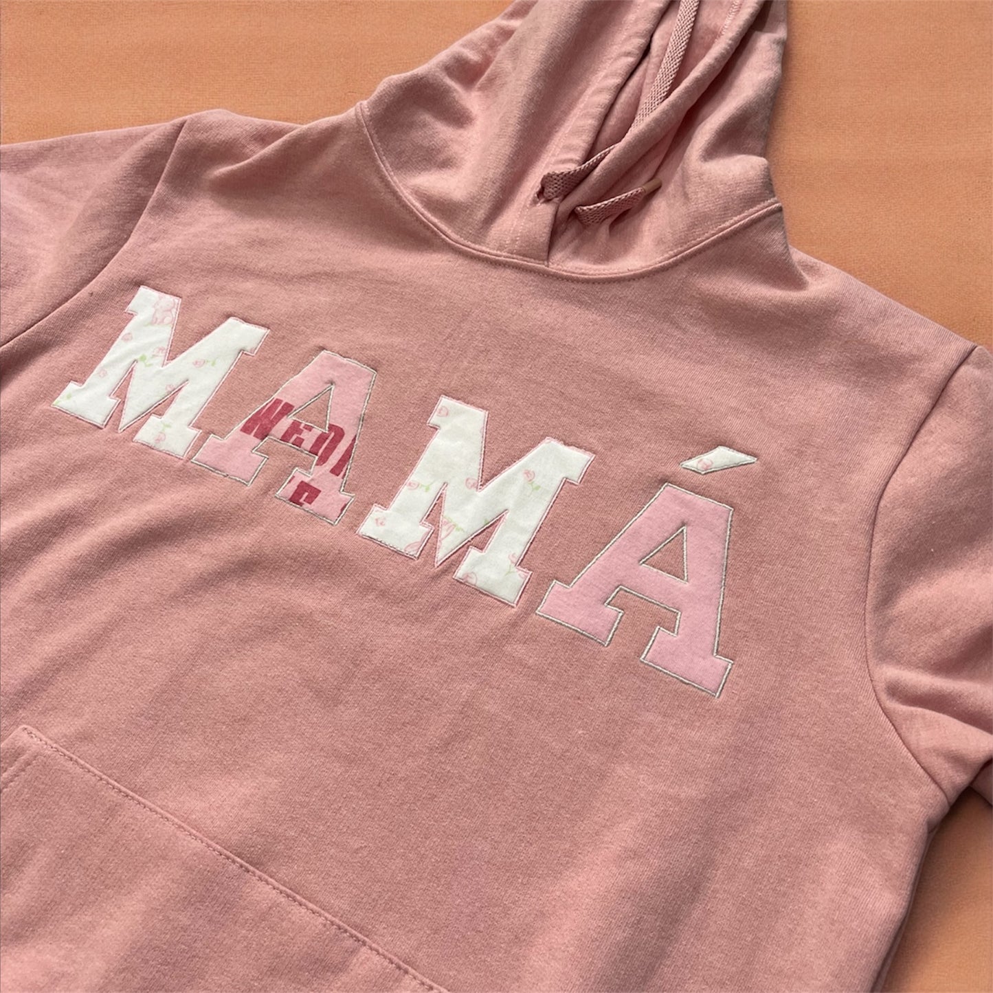 Sudadera MAMÁ con Capucha